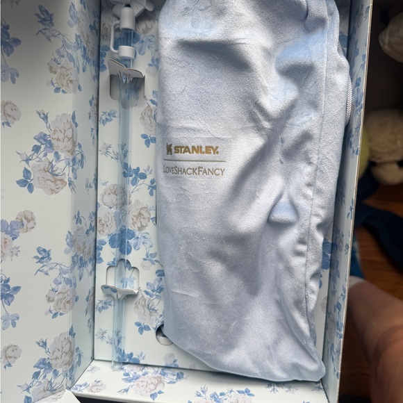 Stanley X LOVE SHACK FANCY - Picture 2 of 8